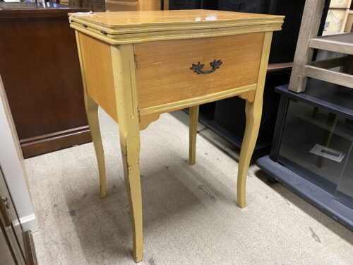 Light Vintage Extendable Sewing Table