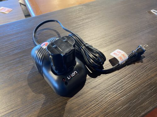PASLODE Lithium Ion Battery and Charger Model #902672