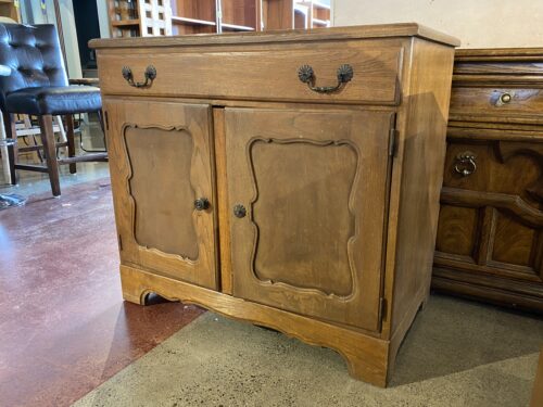 Traditional Old School Single Drawer Cabinet