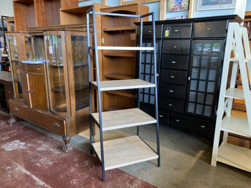 Minimal Metal Frame Open Display Shelf