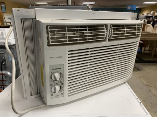 FRIGIDAIRE Window AC Unit Model #FFRA0811R11