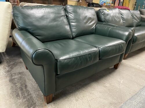 FLEXSTEEL Dark Green Leather Loveseat