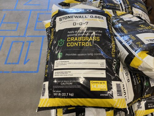 LESCO Stonewall 0.68% Fertilizer with Crabgrass Control