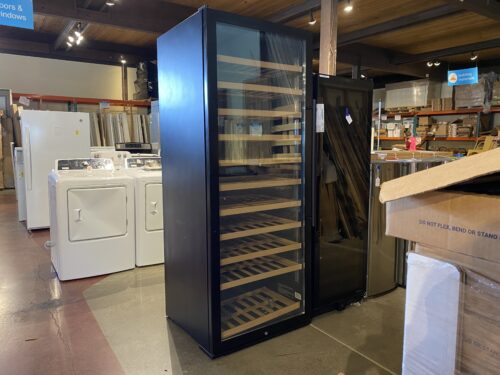 WINE ENTHUSIAST Single Zone Wine Fridge w/ Wood Glide Shelves