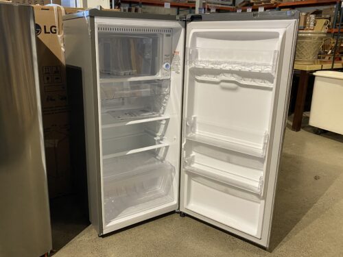 LG Mini Fridge LRONC0605V RF 6 CU FT