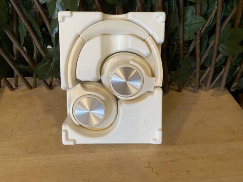 FIO MOTUS Noise Cancelling Wireless Headphones - Beige