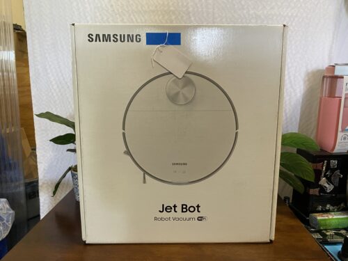 NEW! SAMSUNG Jet Bot Robot Vacuum in Misty White
