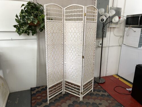 Oriental White Fiber Weave 3-Panel Room Divider