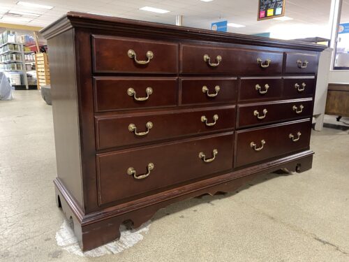 THOMASVILLE Impressions Cherry Stained 7-Drawer Dresser