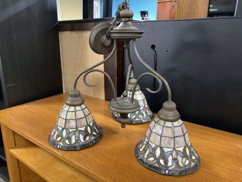 Tiffany Style 3-Light Metal Chandelier