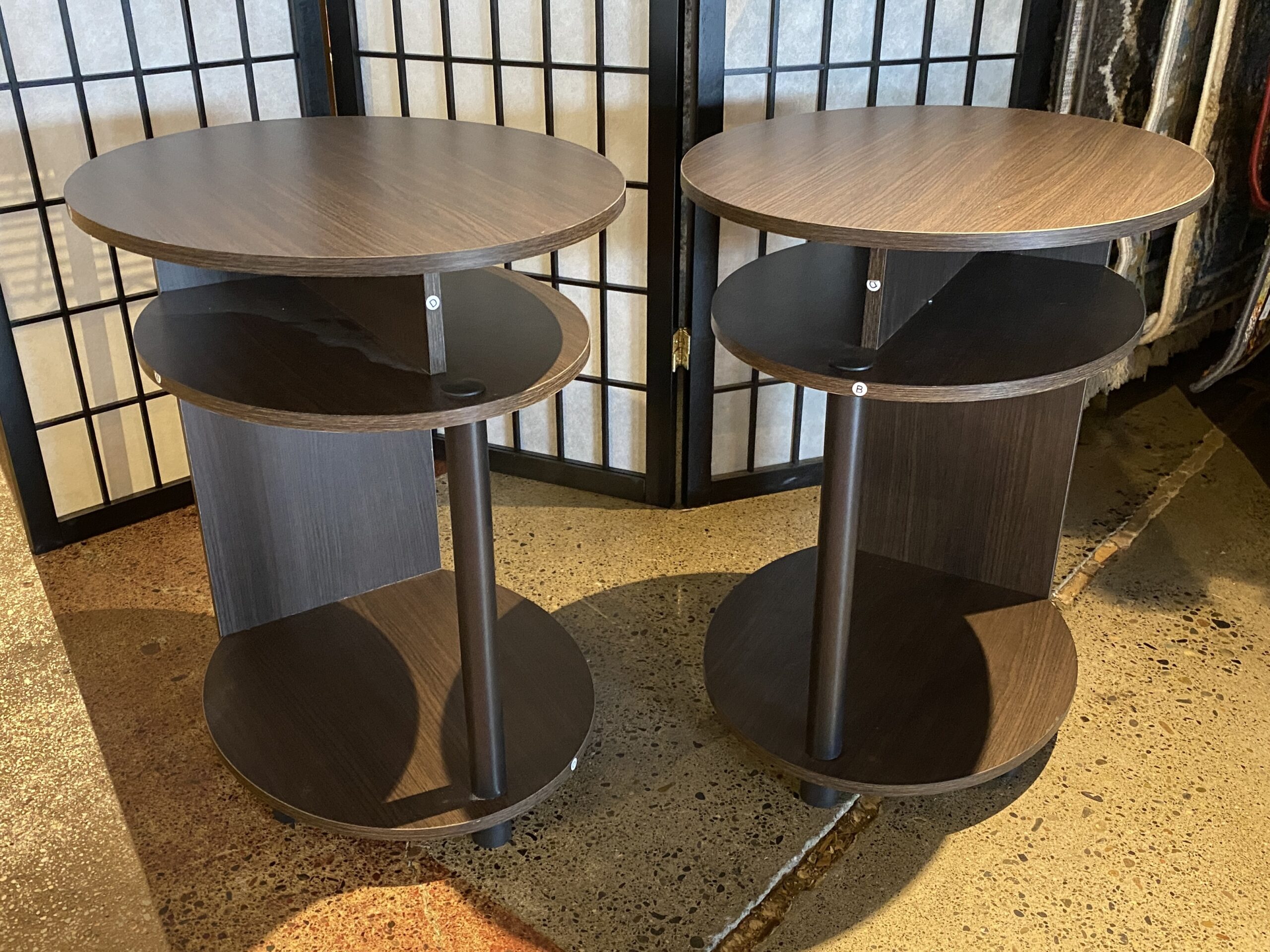 Minimal Oval Nightstand/Side Table Set (2)