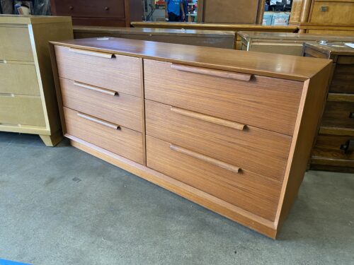 Vintage Danish Teak MCM 6 Drawer Dresser