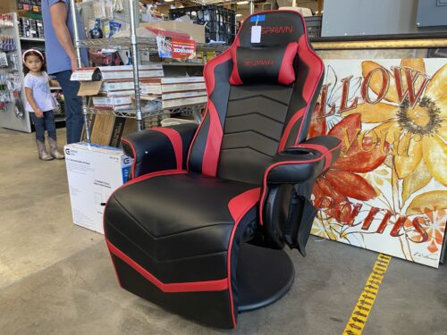 RESPAWN 900 Console Red and Black Gaming Chair