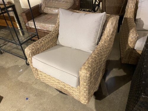 BETTER HOME & GARDEN Outdoor Wicker Swivel Glider Chair in Natural Tan