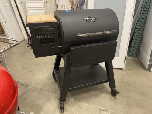 LOUISIANA GRILLS  800 Black Label Series Grill with WiFi Control Model #LG0800BL