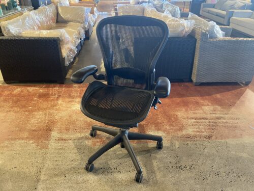 HERMAN MILLER Aeron Office Chair - Black