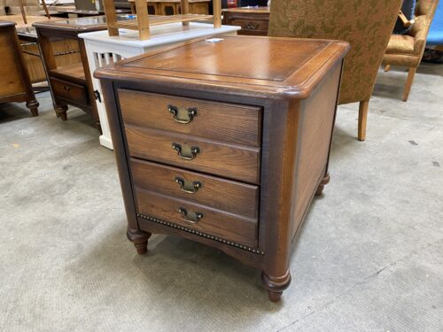 BASSETT Vintage Colonial Style Wood Nightstand