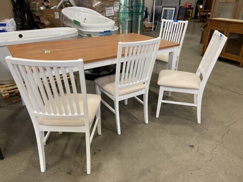 WEGMANS Natural Wood Rectangular Dining Table with 4 Chairs