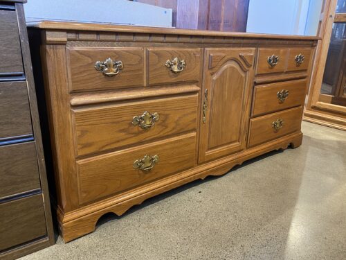 THOMASVILLE 6-Drawer Doublewide Dresser