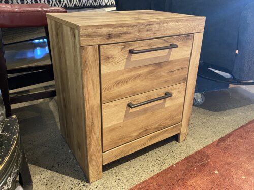 ASHLEY Stout Blonde 2-Drawer Nightstand