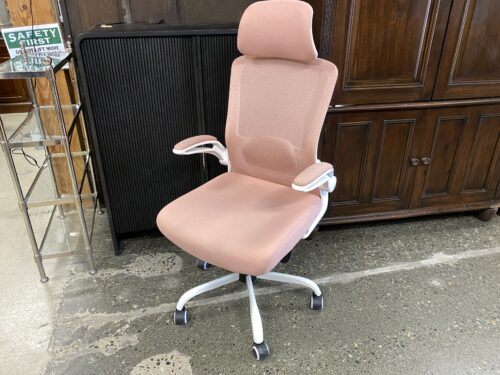 Light Pink Office/Gaming Chair