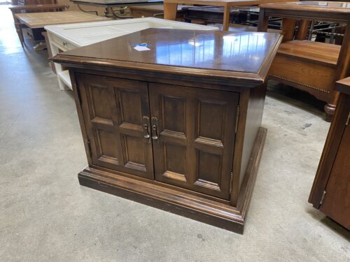 ETHAN ALLEN Vintage Espresso Finished Square 2 Door End Table