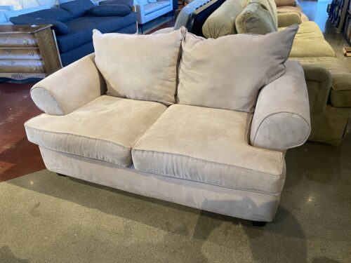 Traditional Tan 67" Cozy Loveseat