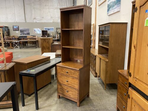 ETHAN ALLEN Vintage Oak-Toned Night Chest with Hutch
