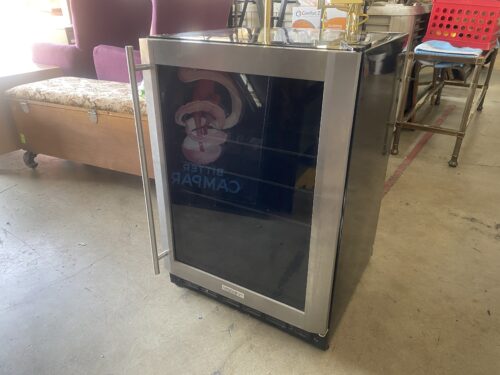 VISSANI Beverage/Wine Cooler w/ Stainless Steel Door Model #MCBC58DST