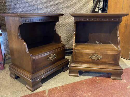 ETHAN ALLEN  Cubby Nightstand Set (2)