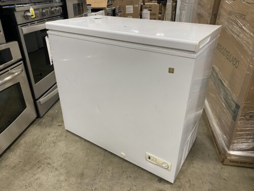 GE Free-Standing Chest Freezer Model #FCM7SUHWW
