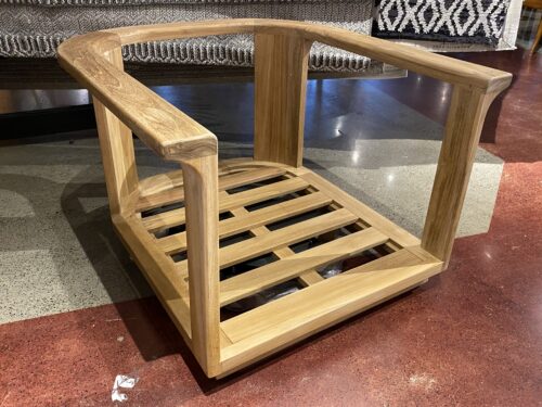 RESTORATION HARDWARE Teak Swiveling Outdoor Patio Chairs