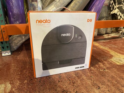 NEW! NEATO D9 Auto Charging Pet Robotic Vacuum Cleaner Model #945-0356