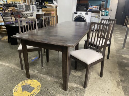 Grey Wood Dining Set w/ Removable Leaves