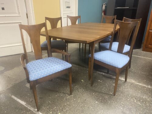 BROYHILL Vintage Mid-Century Modern Dining Set