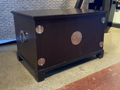 E&D Hefty Solid Wood Ming Style Chest w/ Key