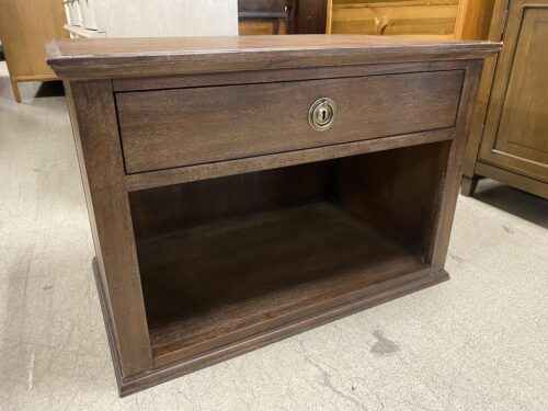RESTORATION HARDWARE Maison Closed Nightstand