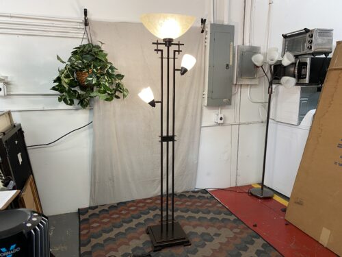 KAOYI Geometric Metal Dimmable Metal Floor Lamp