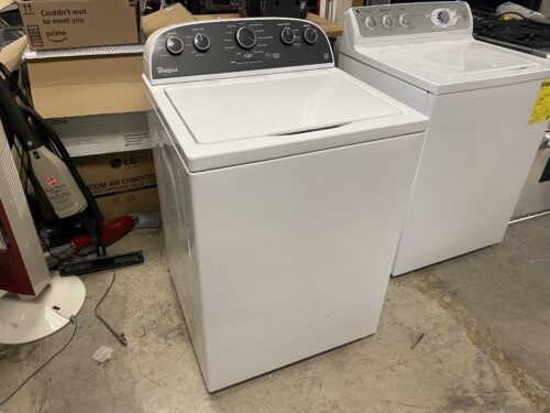 WHIRLPOOL 3.8 cu ft. Top Loader w/ 5 Adaptive Wash Actions Model #WTW4900BW1
