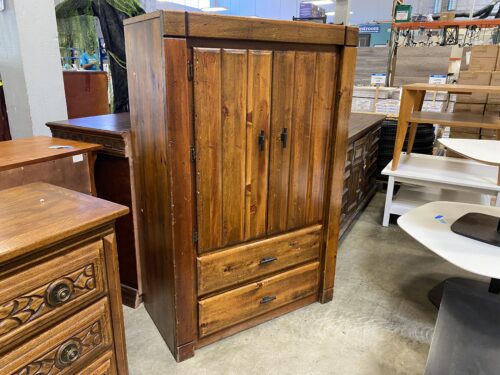 Distressed Rustic 5-Drawer Dresser w/ Paneled Doors
