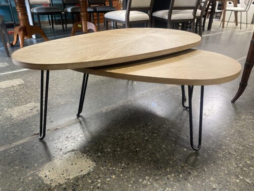 LA-Z-BOY Oblique Bunching Cocktail Table (Set of 2)