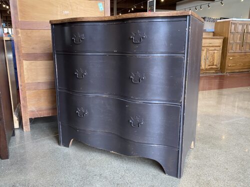 Short 2-Tone Curvy Front Dresser