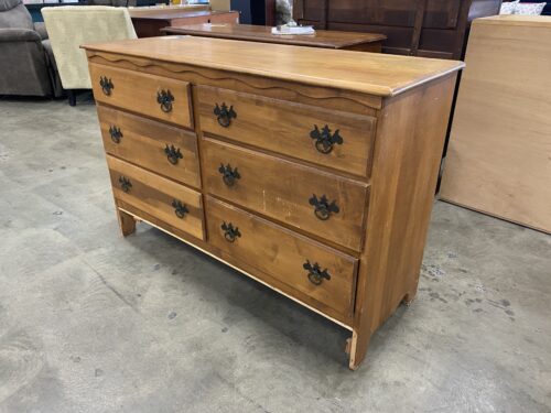 KING OLDE ORCHARD Vintage 6 Drawer Wood Dresser