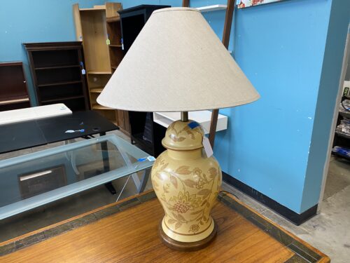 Vintage Ceramic Floral Table Lamp