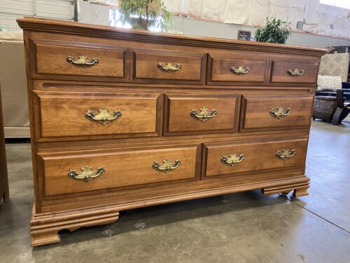 THOMAS 7-Drawer Wooden Lowboy Dresser with Wheels