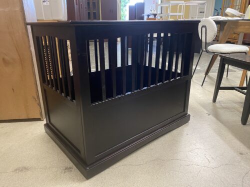 Dark Wooden Dog Kennel