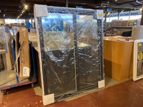 NEW! JELD-WEN FiniShield Black Exterior White Interior Vinyl Window