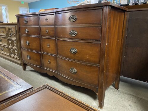 Vintage Solid Wooden 9-Drawer Dresser