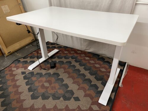 White Height Adjustable Sitting/Standing Desk Model #ET114E