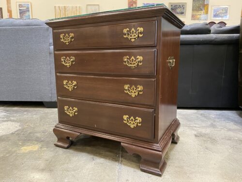 ETHAN ALLEN Georgian Court Dark Mahogany Finished 4 Drawer Nightstand with Glass Top